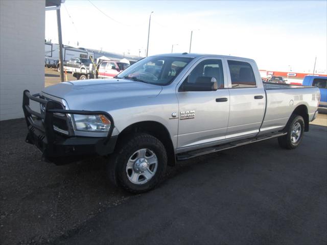 2018 RAM 3500 Tradesman Crew Cab 4x4 8 Box