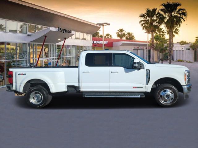 2023 Ford F-350 LARIAT