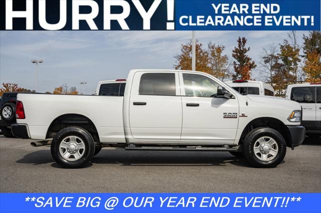 2018 RAM 3500 Tradesman Crew Cab 4x4 64 Box