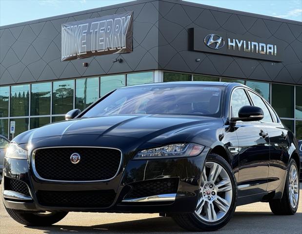 2017 Jaguar XF