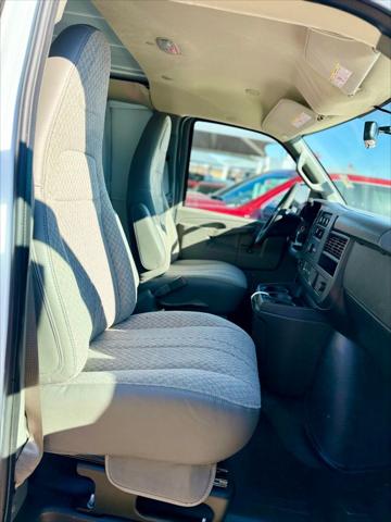 2025 GMC Savana Cargo RWD 2500 Regular Wheelbase Work Van