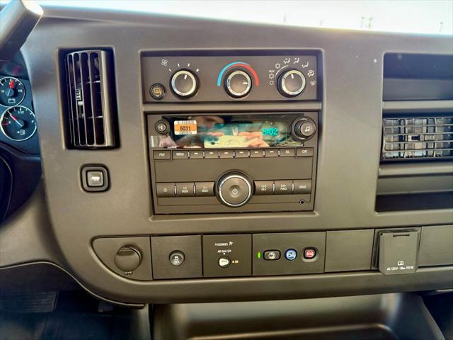 2025 GMC Savana Cargo RWD 2500 Regular Wheelbase Work Van