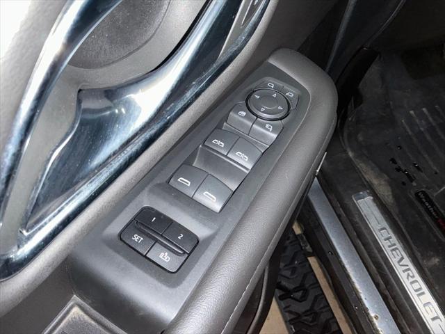 2022 Chevrolet Suburban 4WD Z71
