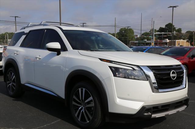 2025 Nissan Pathfinder Platinum 4WD