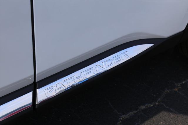 2025 Nissan Pathfinder Platinum 4WD