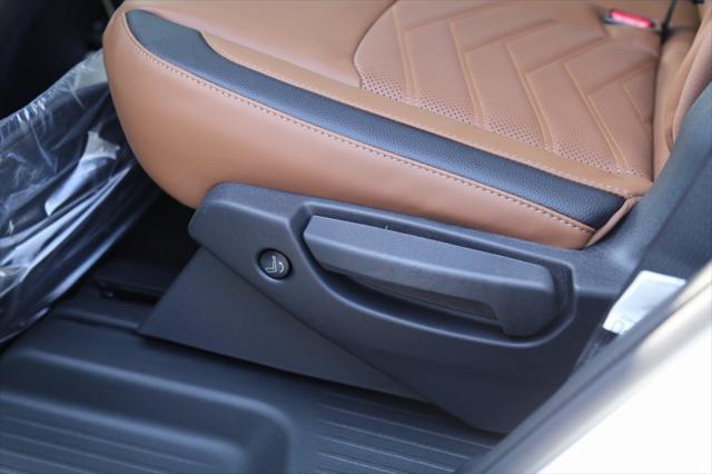 2025 Nissan Pathfinder Platinum 4WD