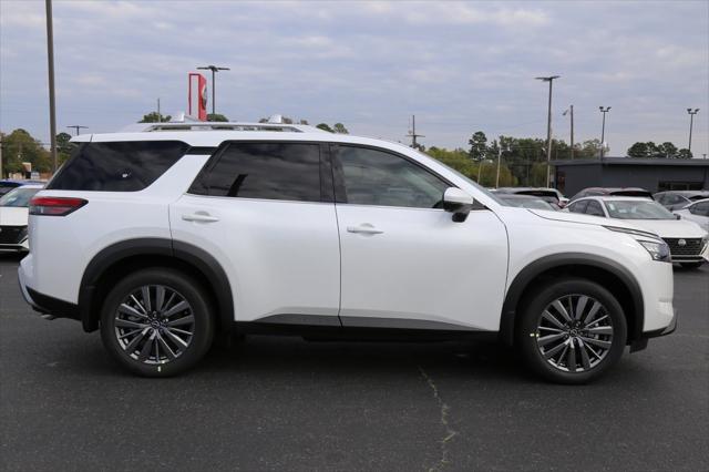 2025 Nissan Pathfinder SL FWD