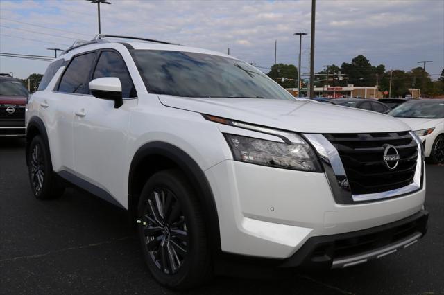 2025 Nissan Pathfinder SL FWD