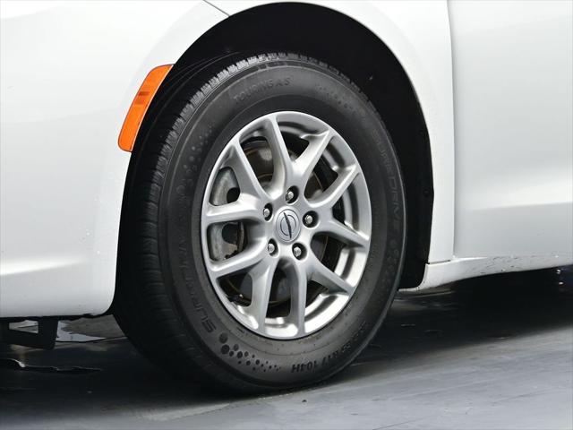 2022 Chrysler Pacifica Touring