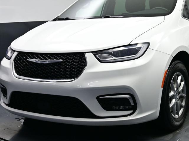 2022 Chrysler Pacifica Touring