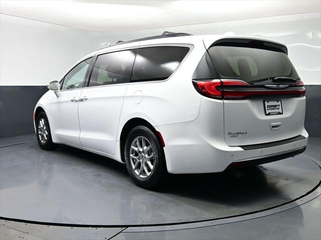 2022 Chrysler Pacifica Touring
