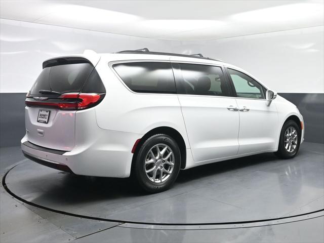 2022 Chrysler Pacifica Touring
