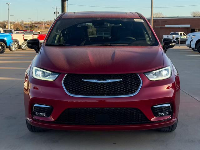 2025 Chrysler Pacifica PACIFICA SELECT