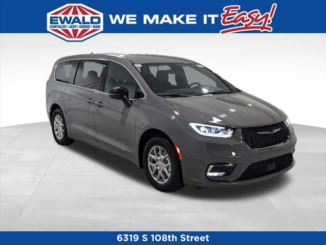 2025 Chrysler Pacifica PACIFICA SELECT