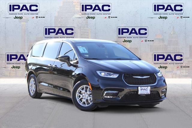 2025 Chrysler Pacifica PACIFICA SELECT