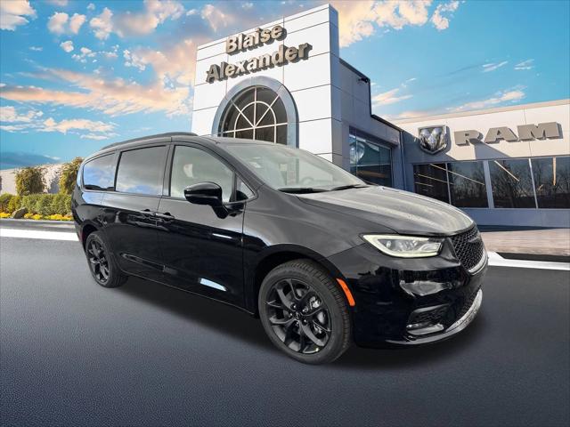 2025 Chrysler Pacifica PACIFICA LIMITED AWD