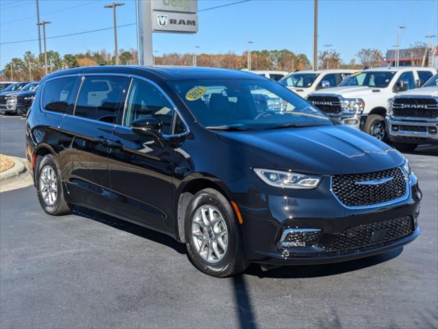 2025 Chrysler Pacifica PACIFICA SELECT