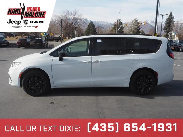 2025 Chrysler Pacifica PACIFICA LIMITED AWD