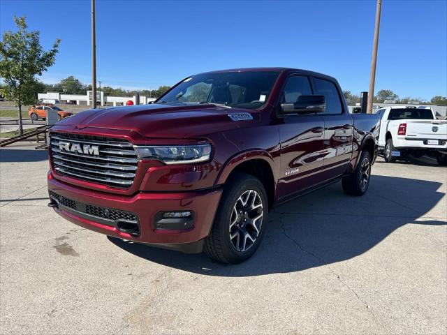 2025 RAM Ram 1500 RAM 1500 LARAMIE CREW CAB 4X4 57 BOX