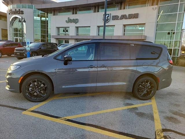 2025 Chrysler Pacifica PACIFICA LIMITED AWD