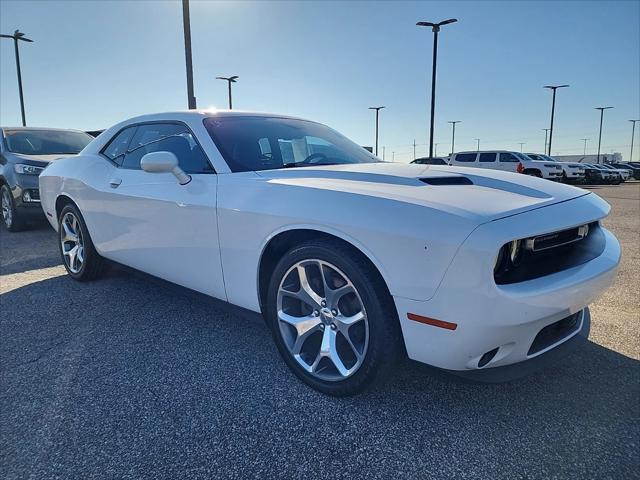 2016 Dodge Challenger SXT Plus