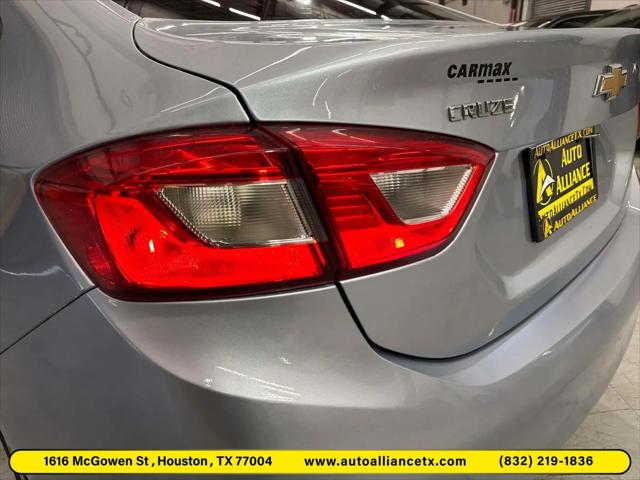 2018 Chevrolet Cruze LS Auto