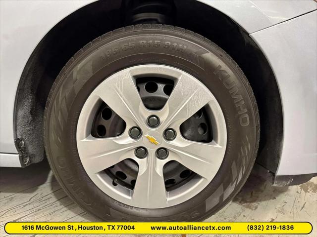 2018 Chevrolet Cruze LS Auto