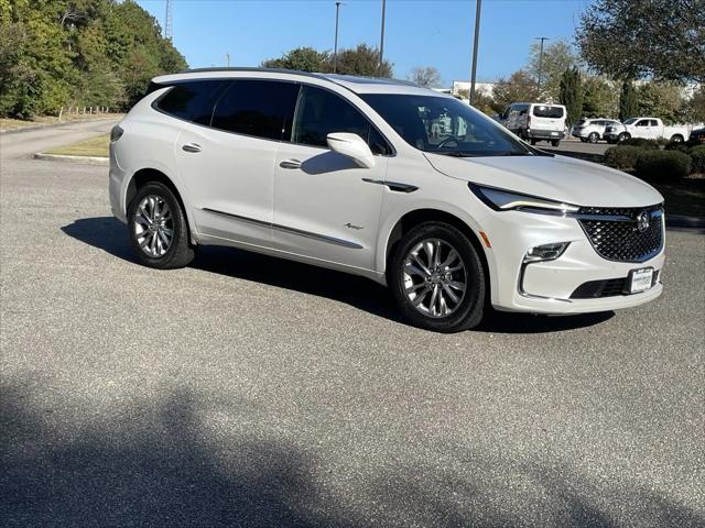 2022 Buick Enclave AWD Avenir