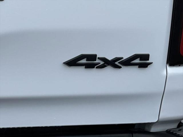2025 RAM 1500 Tradesman Crew Cab 4x4 57 Box