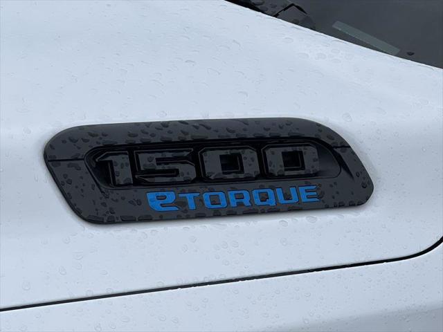 2025 RAM 1500 Tradesman Crew Cab 4x4 57 Box