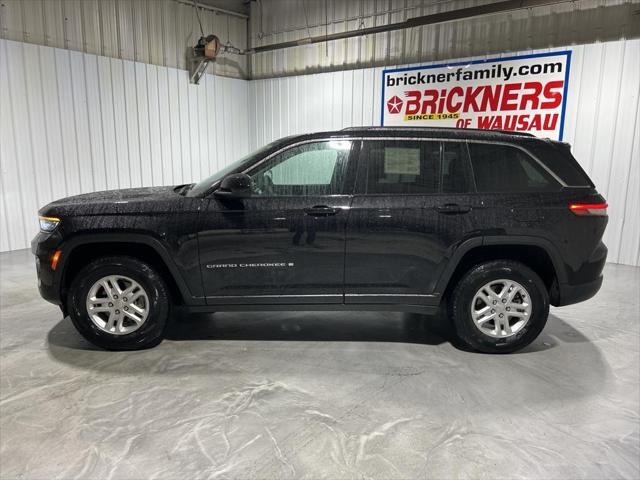 2023 Jeep Grand Cherokee Laredo 4x4