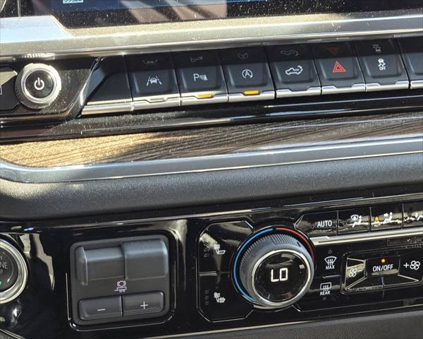 2025 Chevrolet Silverado 1500 2WD Double Cab Standard Bed LT