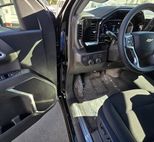 2025 Chevrolet Silverado 1500 2WD Double Cab Standard Bed LT