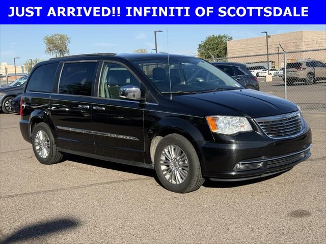 2015 Chrysler Town & Country