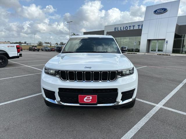 2022 Jeep Grand Cherokee L Laredo