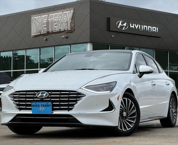 2022 Hyundai Sonata Hybrid