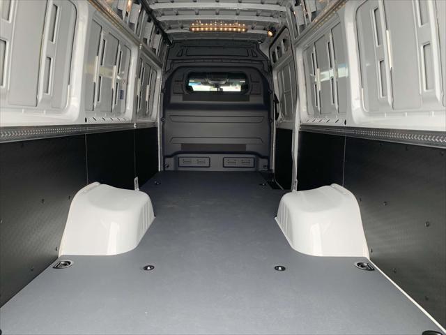 2025 Mercedes-Benz Sprinter 3500 High Roof 4-Cyl Diesel HO
