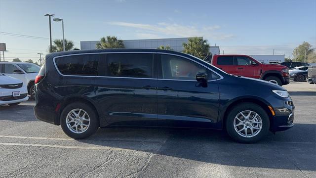 2025 Chrysler Pacifica PACIFICA SELECT