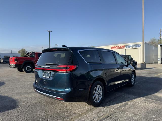 2025 Chrysler Pacifica PACIFICA SELECT