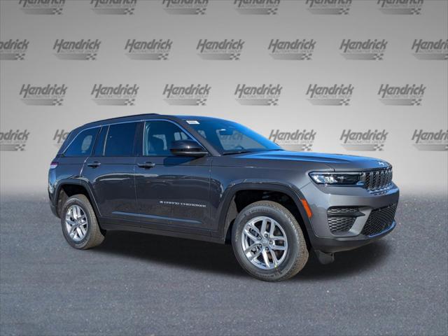 2025 Jeep Grand Cherokee GRAND CHEROKEE LAREDO X 4X2