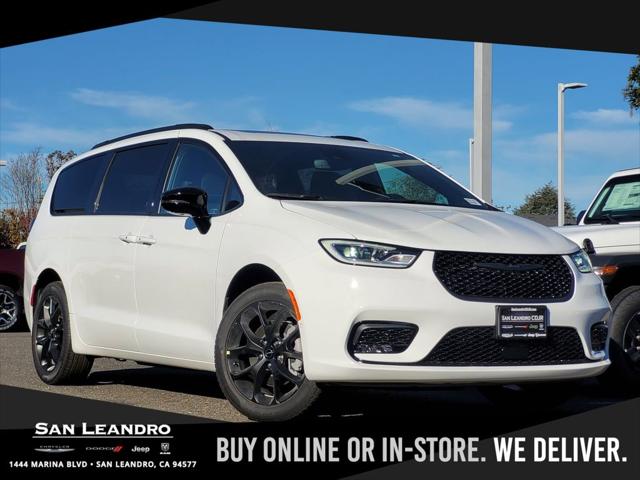 2025 Chrysler Pacifica PACIFICA LIMITED AWD