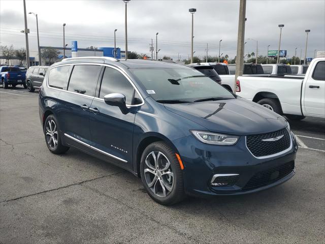 2025 Chrysler Pacifica PACIFICA PINNACLE