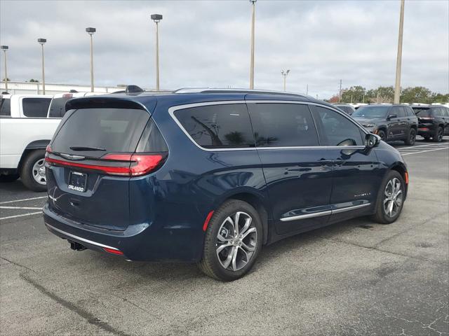 2025 Chrysler Pacifica PACIFICA PINNACLE