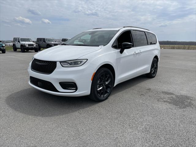 2025 Chrysler Pacifica PACIFICA LIMITED AWD