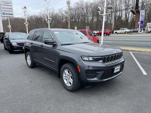 2025 Jeep Grand Cherokee GRAND CHEROKEE LAREDO 4X4