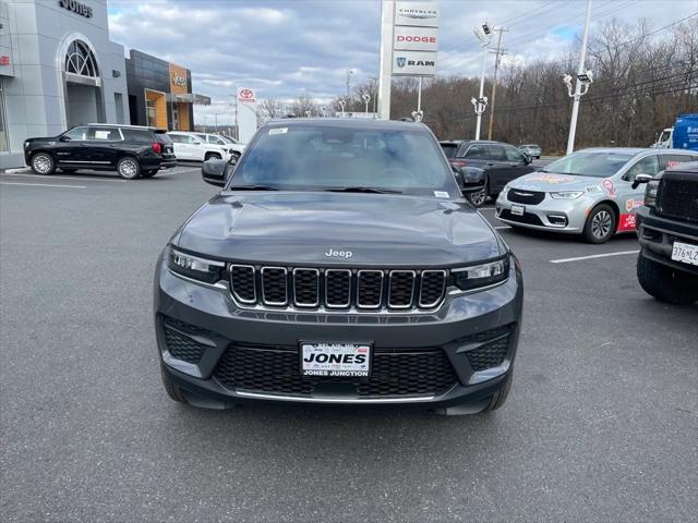 2025 Jeep Grand Cherokee GRAND CHEROKEE LAREDO X 4X4