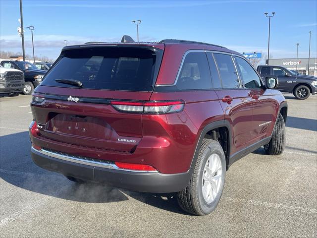 2025 Jeep Grand Cherokee GRAND CHEROKEE LAREDO X 4X4