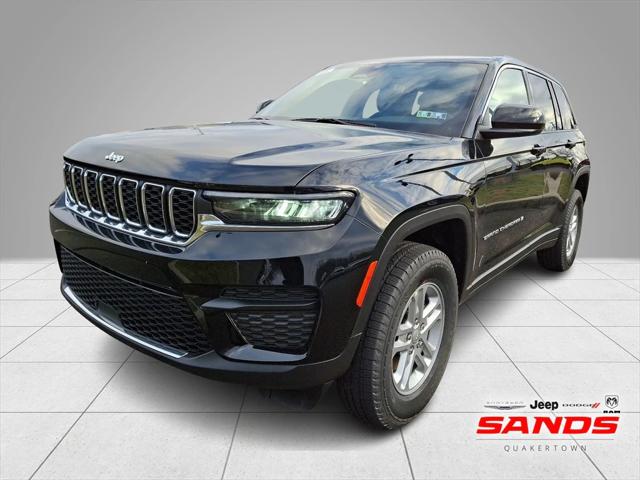 2025 Jeep Grand Cherokee GRAND CHEROKEE LAREDO 4X4