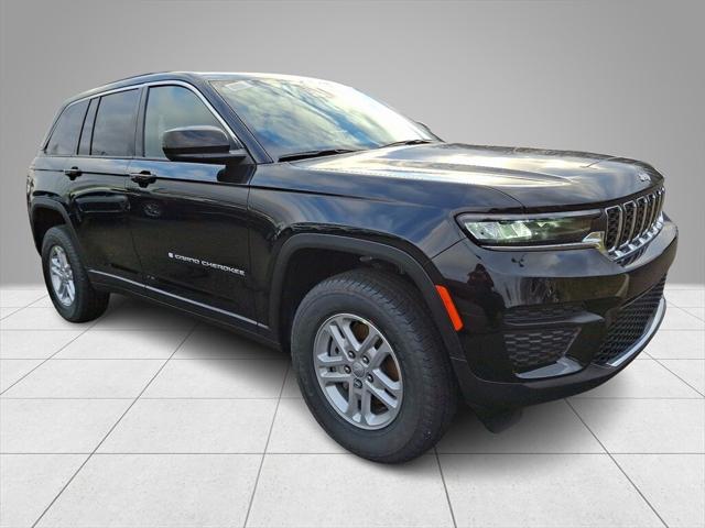 2025 Jeep Grand Cherokee GRAND CHEROKEE LAREDO 4X4