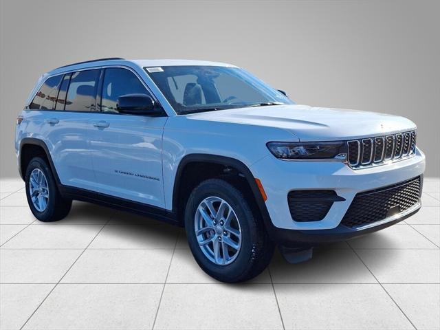 2025 Jeep Grand Cherokee GRAND CHEROKEE LAREDO X 4X4